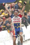 capt.tdf13007081739.cycling_tour_de_france_tdf130.jpg (23152 bytes)