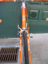 Spitz_Front_800.jpg (94099 bytes)